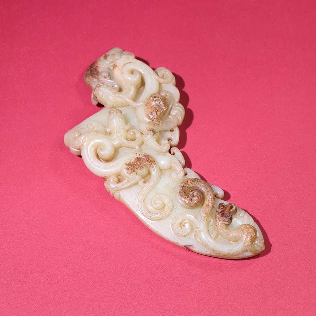 A Chinese Carved Jade Dagger Head (1 of 9)
