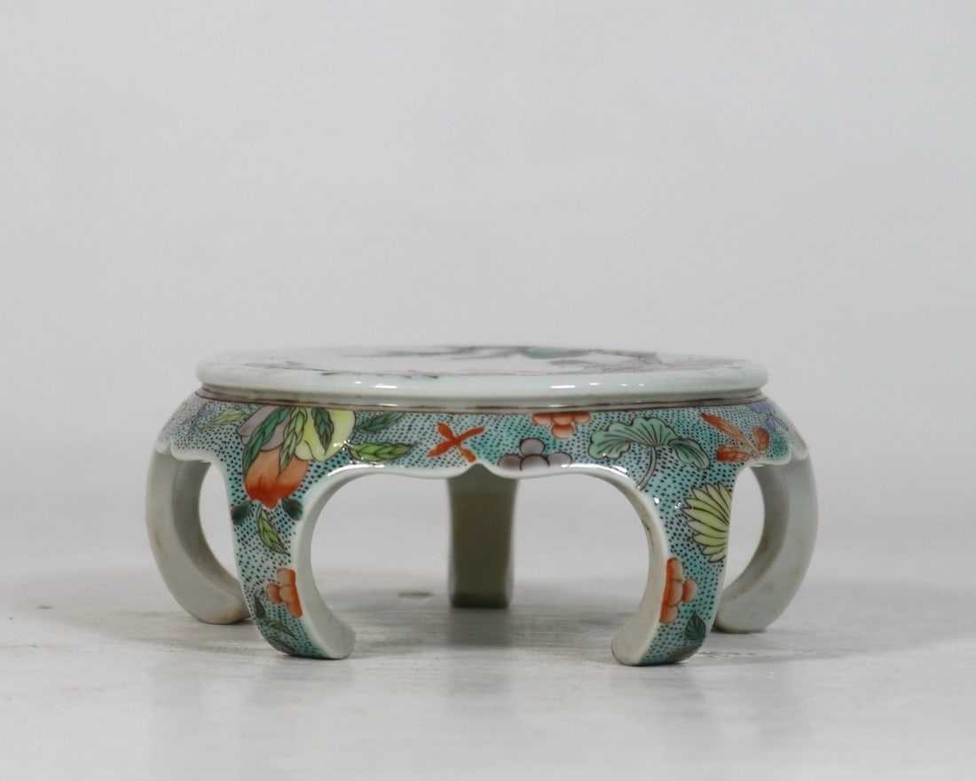 A Chinese Wu-Cai Glazed Porcelain Stand (1 of 9)