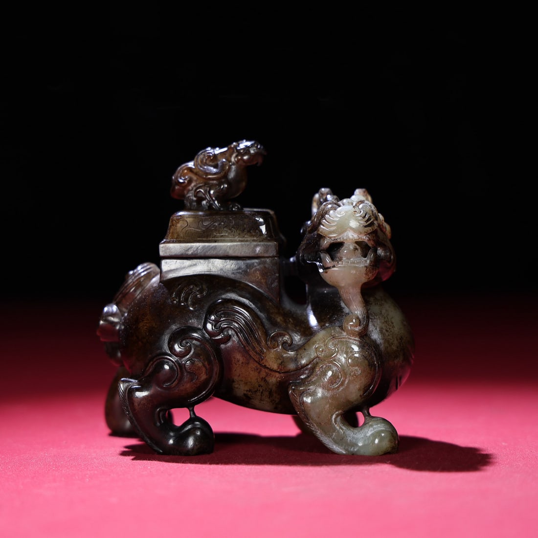 A Chinese Carved Jade Foo-Dog Statuette (1 of 9)