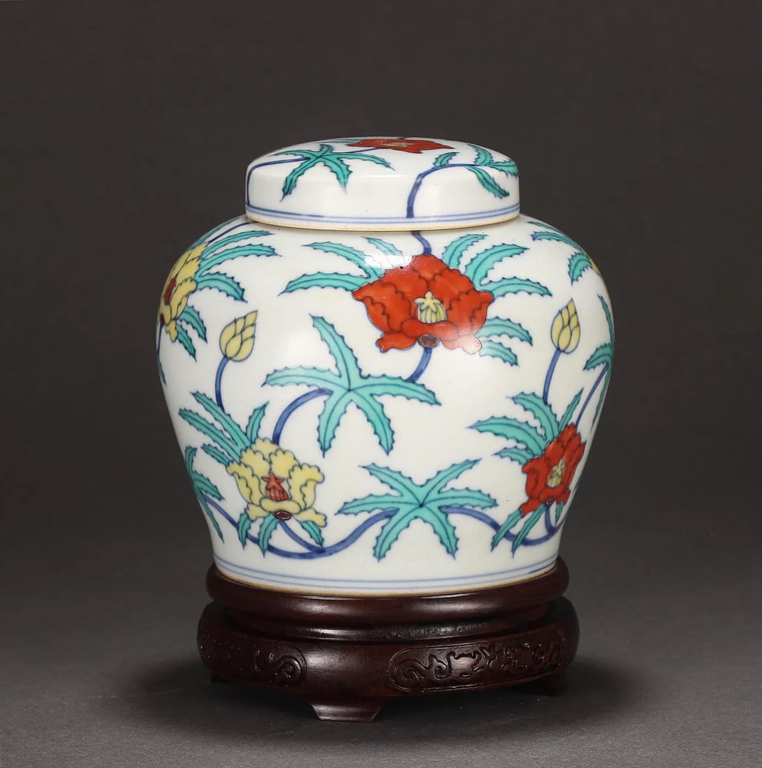 A Chinese Doucai Porcelain Lidded Jar with base (1 of 6)