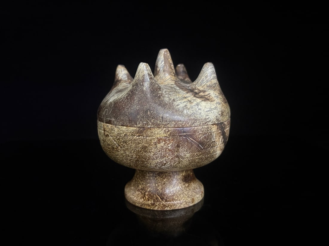 A Chinese Carved Jade Incense Burner: A Chinese Carved Jade Incense Burner. Ht. 9.6cm, Wd. 9.4cm, Wt. 306g