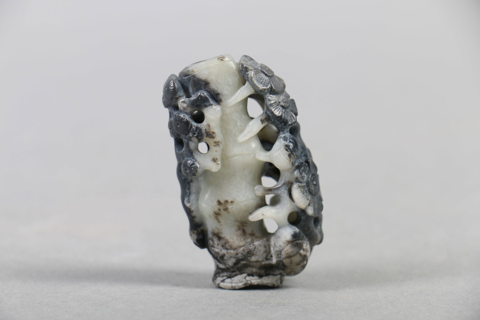 A Carved Jade Decoration (1 of 4)