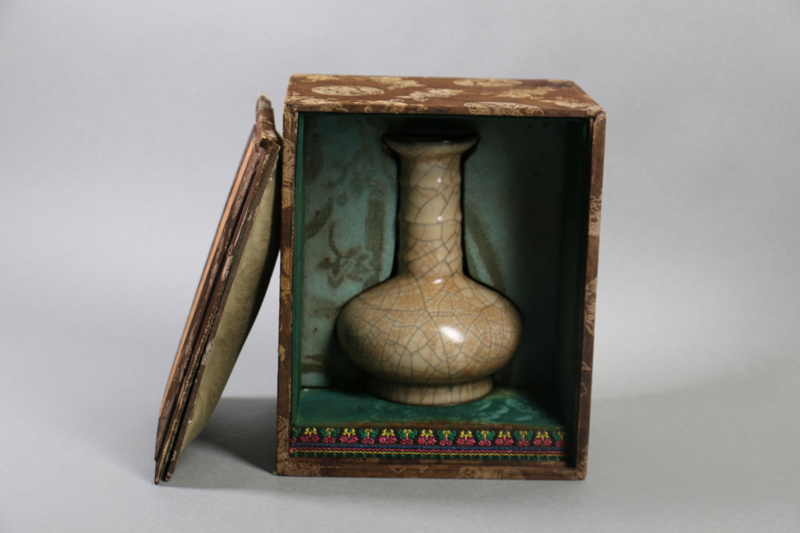 A Chinese Ge Type Glazed Porcelain Vase with Box (1 of 11)