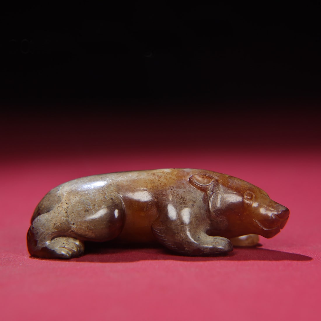A Chinese Carved Jade Bear Statuette (1 of 9)