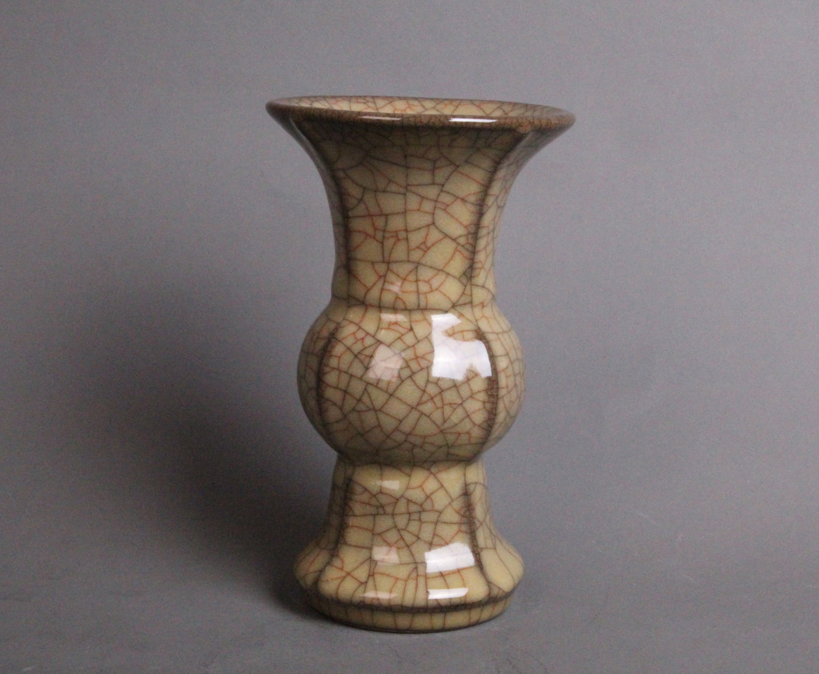 A Chinese Ge-Type Glazed Porcelain Vase (1 of 6)