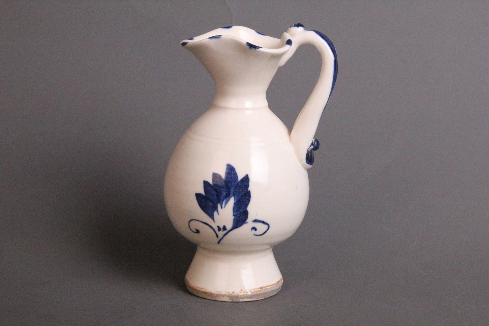 A Chinese White Glazed Porcelain Water Pot (1 of 7)