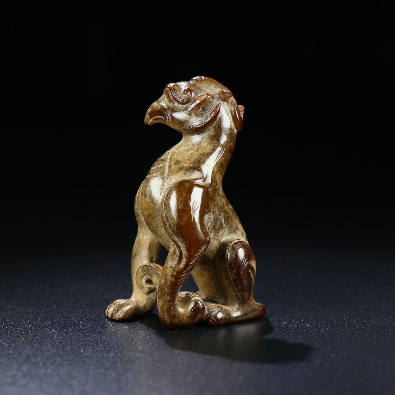 A Chinese Carved Jade Bird Statuette (1 of 9)