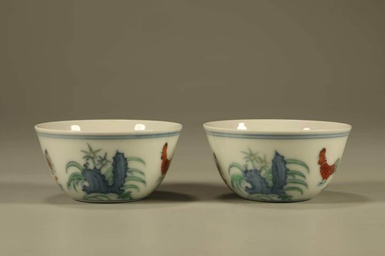 A Pair of Chinese Dou-Cai Glazed Porcelain Cups (1 of 8)