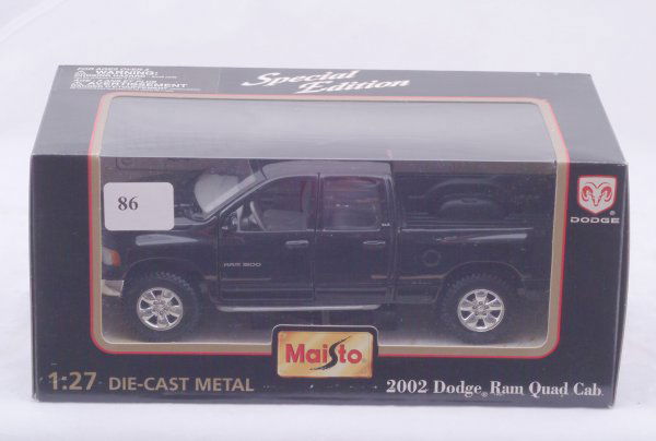 Maisto 2002 Dodge Ram Quad Cab: Maisto 2002 Dodge Ram Quad Cab