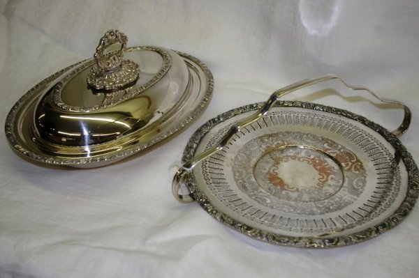Silver Plated Covered Entree & Serving Tray