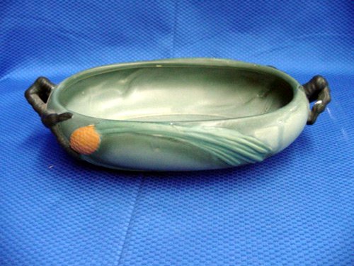 ROSEVILLE PLANTER