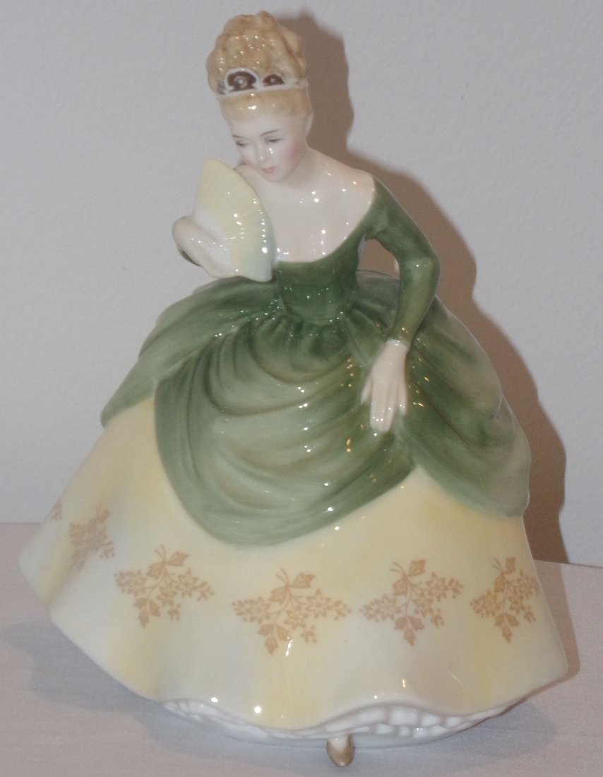 Royal Doulton Fig. (1 of 4)