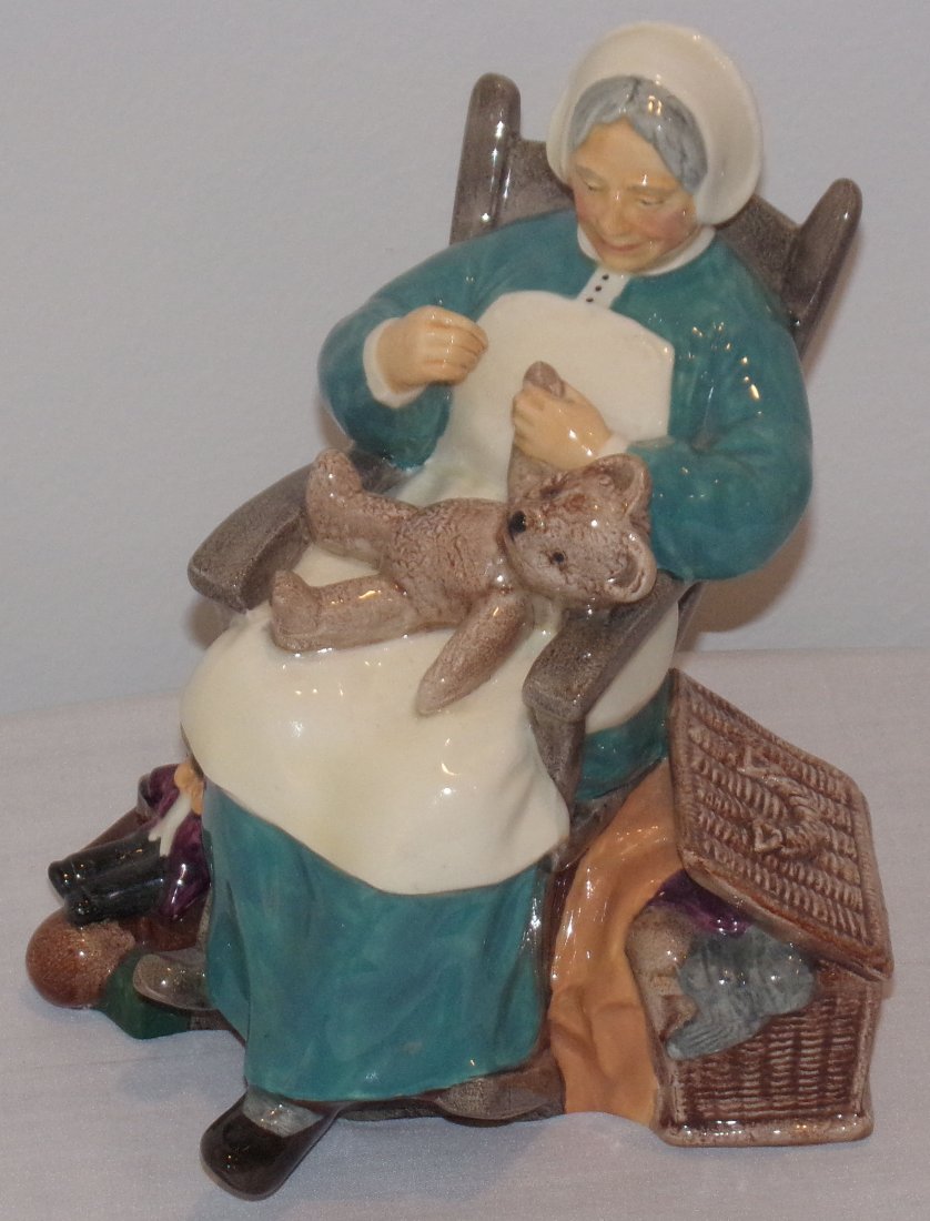 Royal Doulton Fig. (1 of 4)