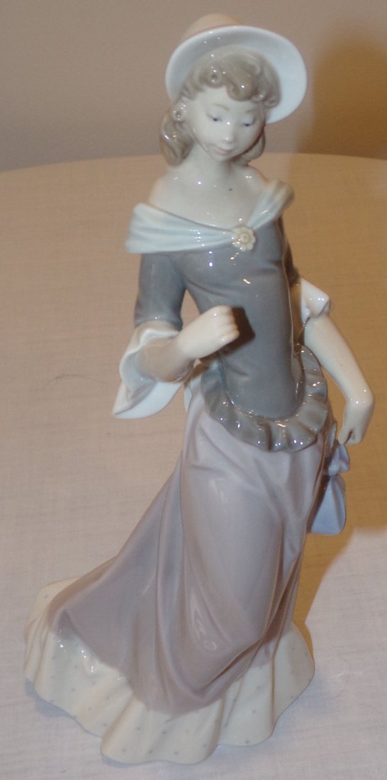 Lladro Figure (1 of 4)
