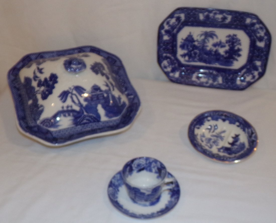 Grouping of Blue Willow (1 of 9)