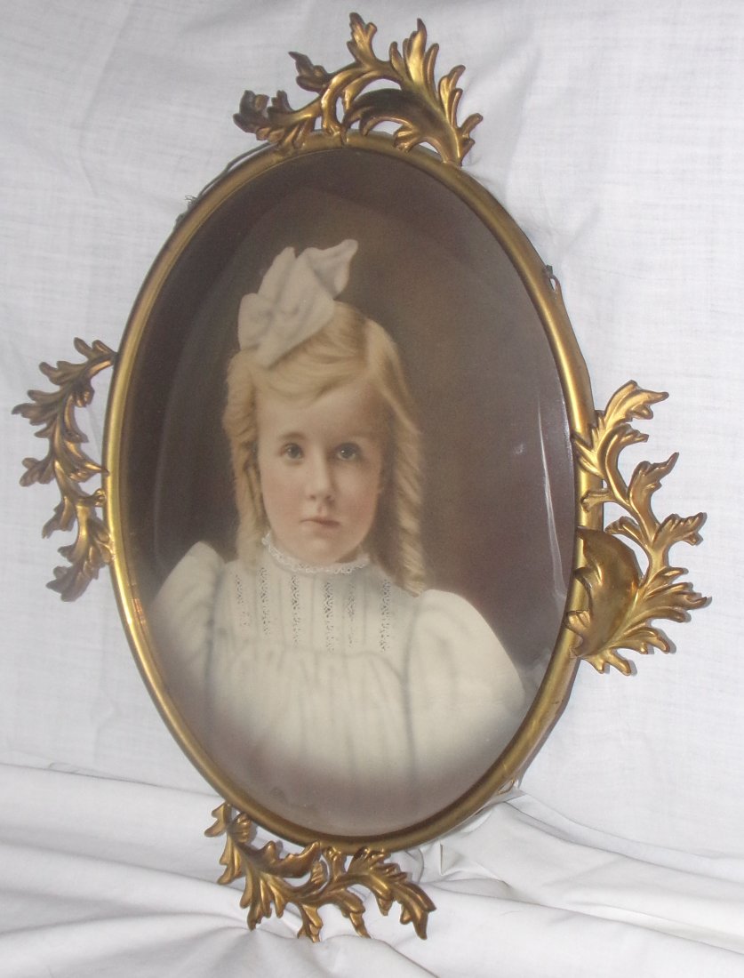 Oval Brass Hanging Frame - Portrait (1 of 7)