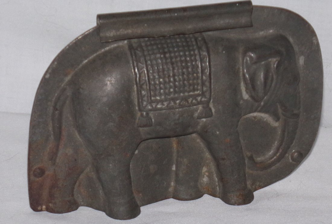 Elephant Chocolate Mold (1 of 5)