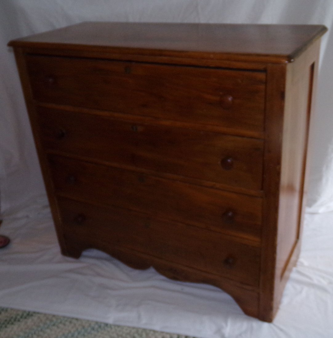 Cottage Chest (1 of 4)