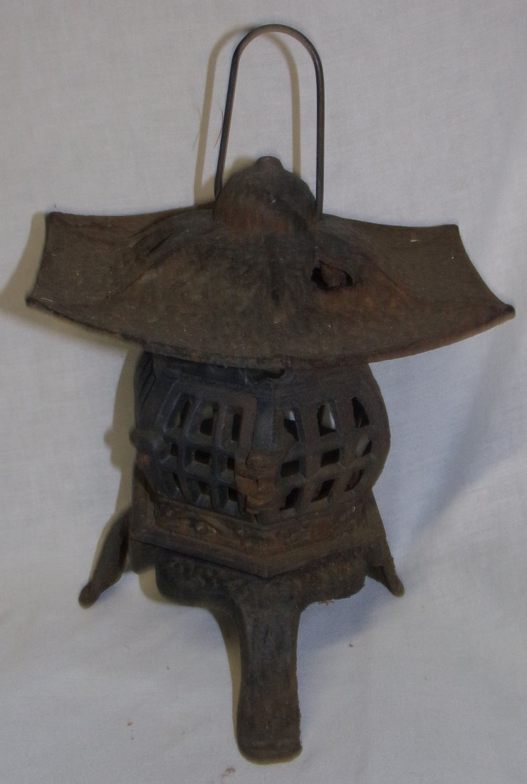 Cast Iron Garden Lantern (1 of 4)