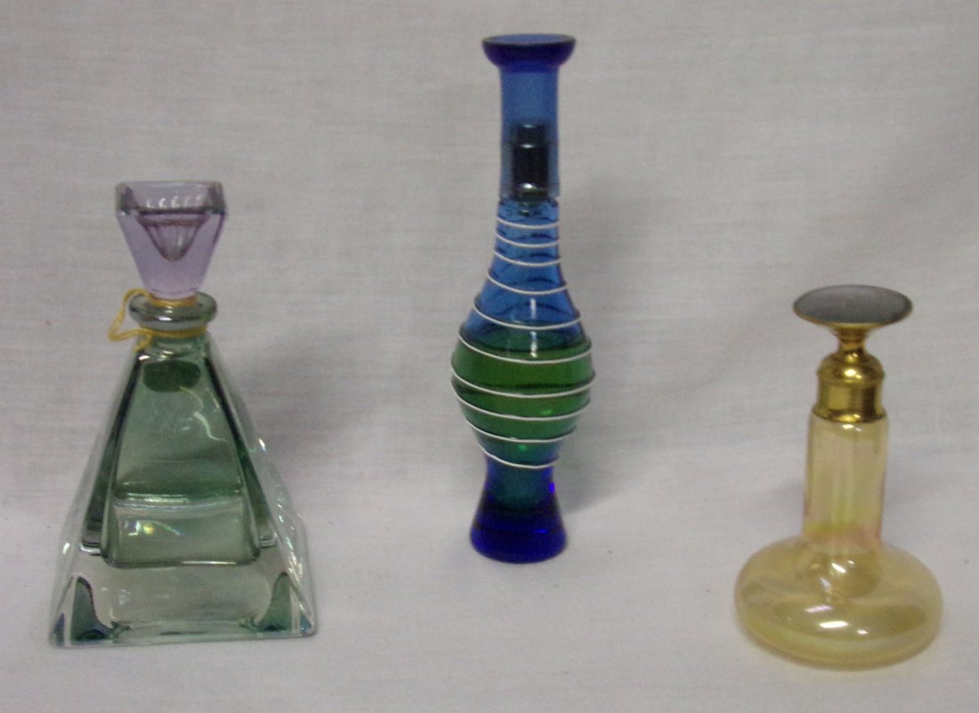Grouping/Perfume Bottles (1 of 5)