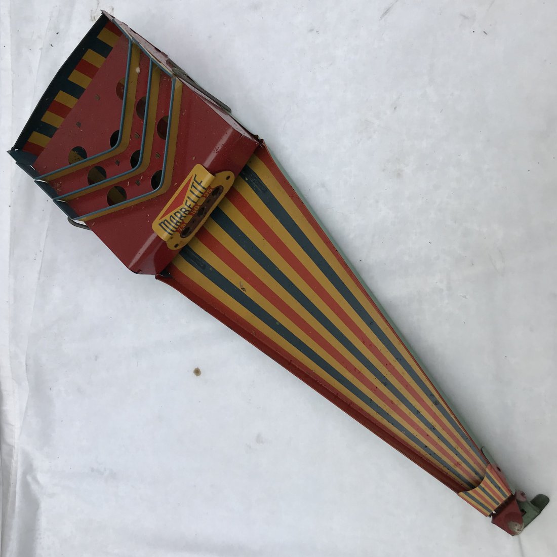 Marbelite Tin Toy (1 of 5)