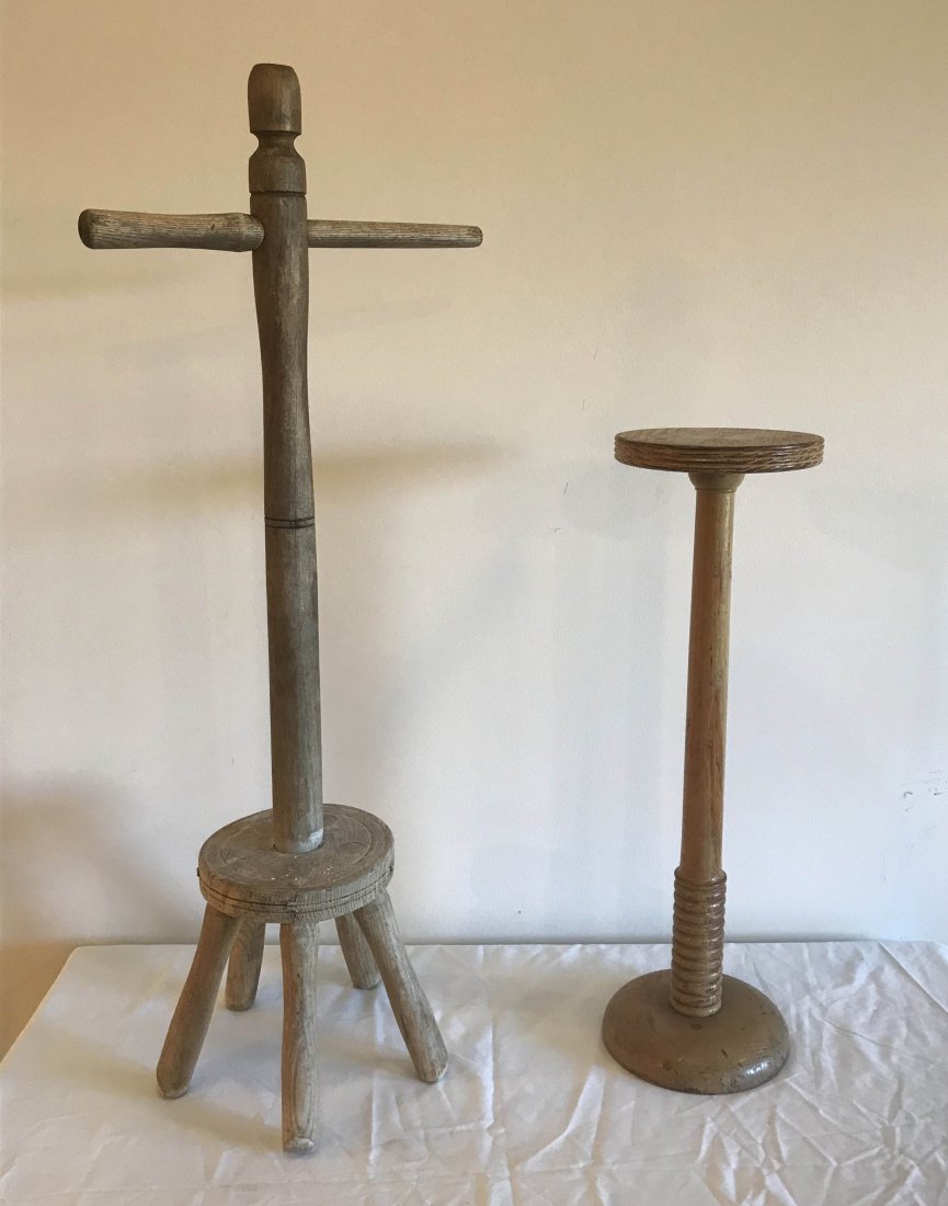 FURNITURE, ACCESSORIES, COUNTRY COLLECTIBLES, TOYS,: Grouping of 2 small furniture pcs.: turned wooden stand on 5 legs with “T” handle, possibly a candle dryer in natural finish, 36 ¼” T x 7” diameter AND an oak turned pedestal stand with old d
