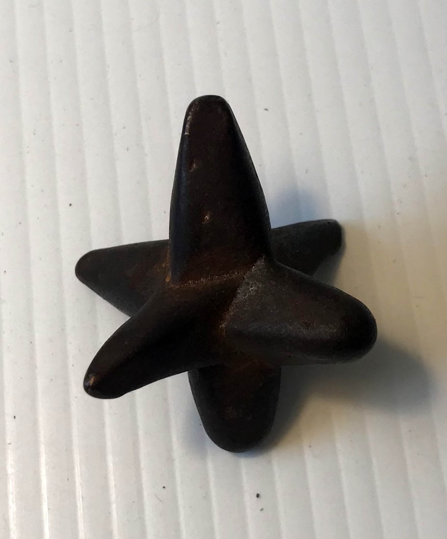 FURNITURE, ACCESSORIES, COUNTRY COLLECTIBLES, TOYS,: Antique cast iron caltrop horse crippler, approx. 2 1/4" x 2 1/4", shows original old surface and wear