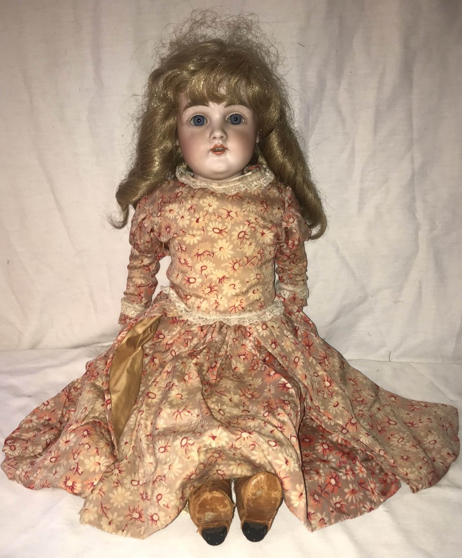 DOLLHOUSE, DOLLS, MINIATURES: Vintage German bisque head doll marked 1.1. Dep. 154, also w/hand written mark-7088 at base of neck, handpainted face, sleepy eyes, bisque forearms and fingers, light brown hair, leather/kidd jointed 