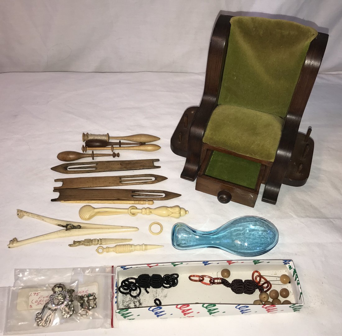 FURNITURE, ACCESSORIES, COUNTRY COLLECTIBLES, TOYS, ETC: Grouping of sewing items: spool holder in shape of rocking chair w/upholstered seat and back-1 spindle broken, 7 1/2" T x 7 3/4" W x 6" D; wooden shuttles/spindles; bone glove stretcher; bone tongs w/