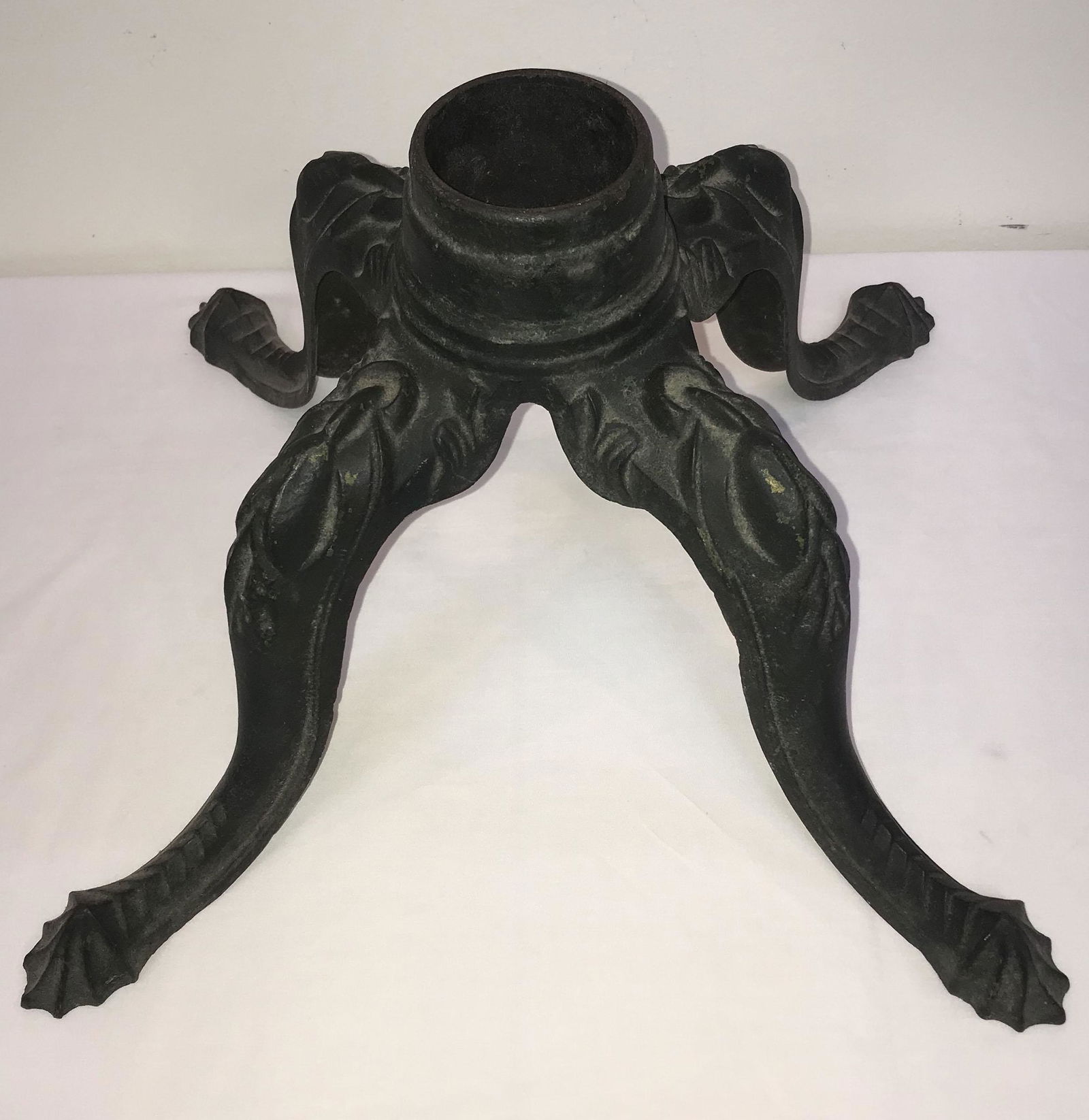 Vintage Cast Iron Stand: Vintage cast iron stand, 4 cabriole legs ending on 4 web type feet, knees w/raised petal design, old original surface and patina, 9 7/8" T x 15 1/4" square; hole opening 3" diameter