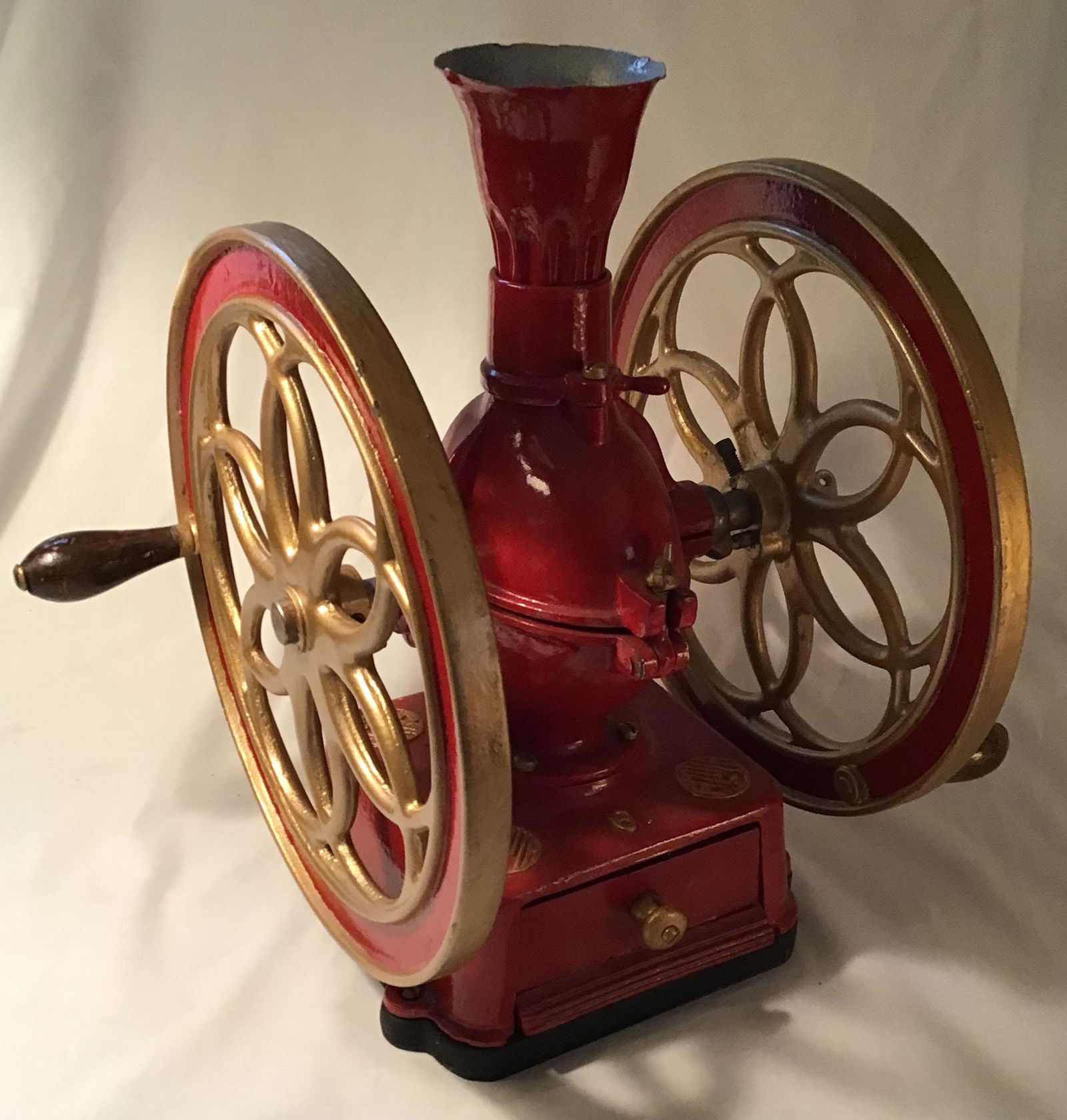 Vintage Cast Iron Coffee Grinder (1 of 10)