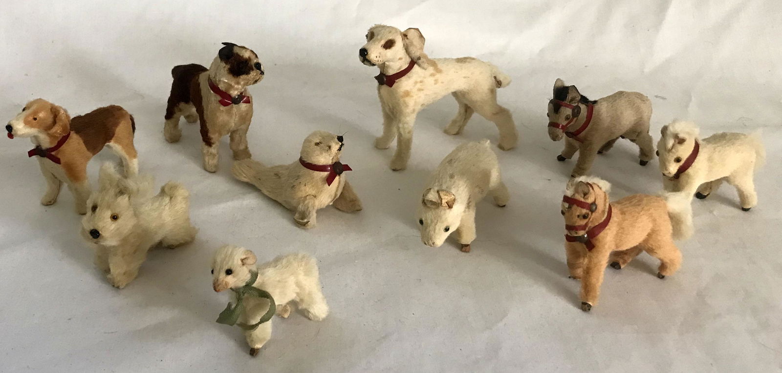 Grouping of Collectibles Animal Figurines (1 of 10)