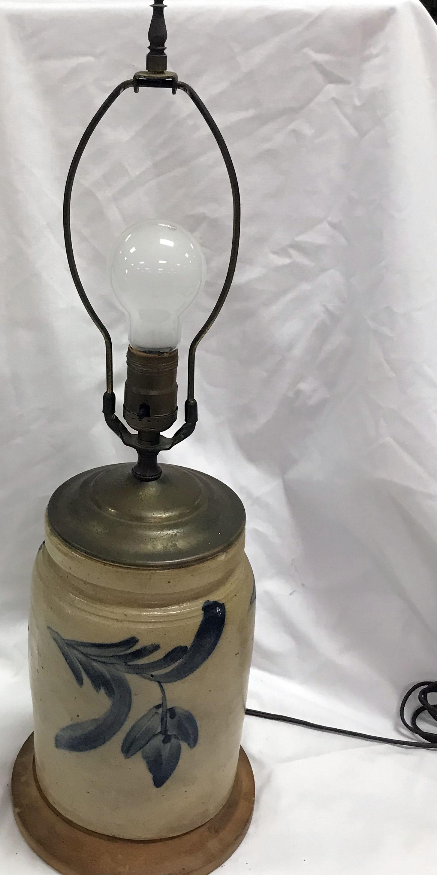 Blue Decorated Stoneware Crock (1 of 8)