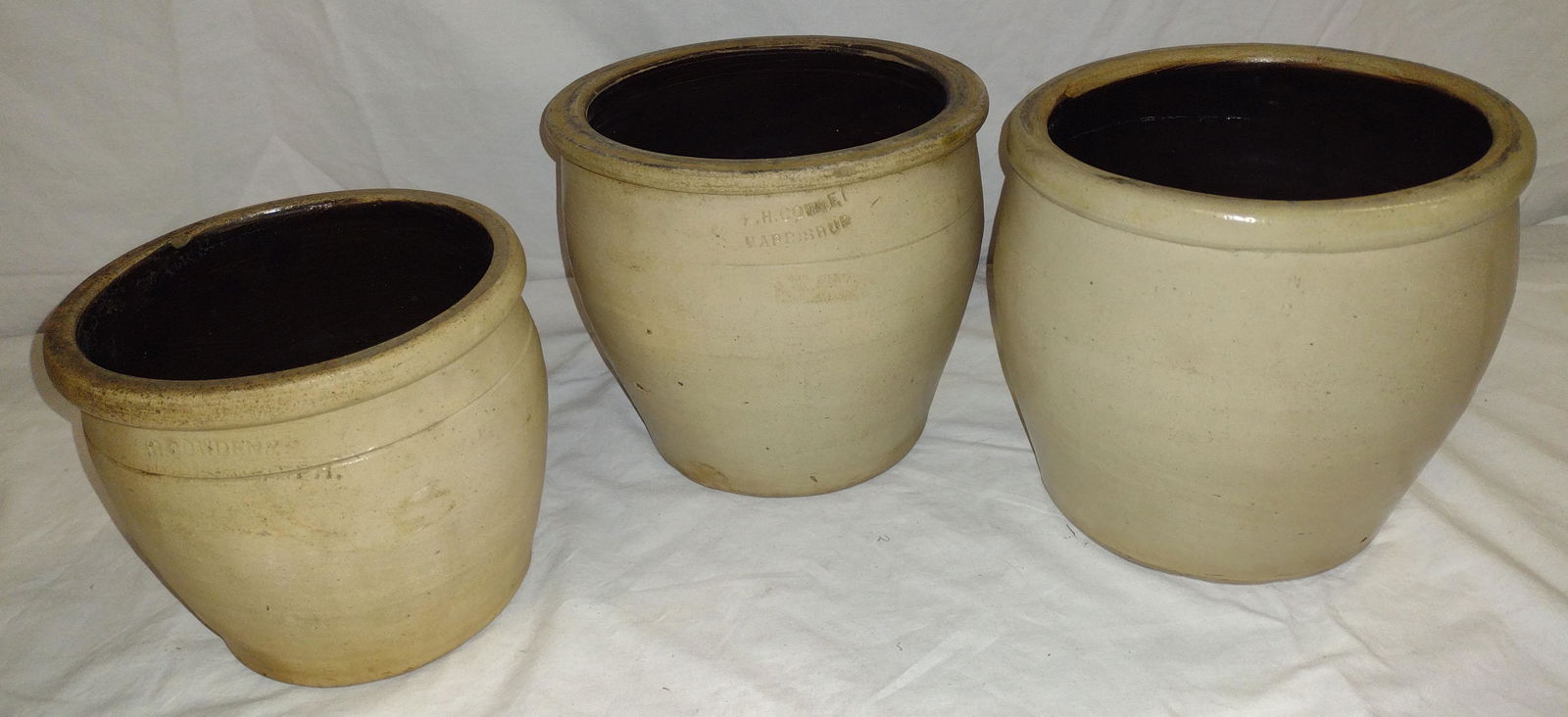 Lot/3 Stoneware Crocks (1 of 15)