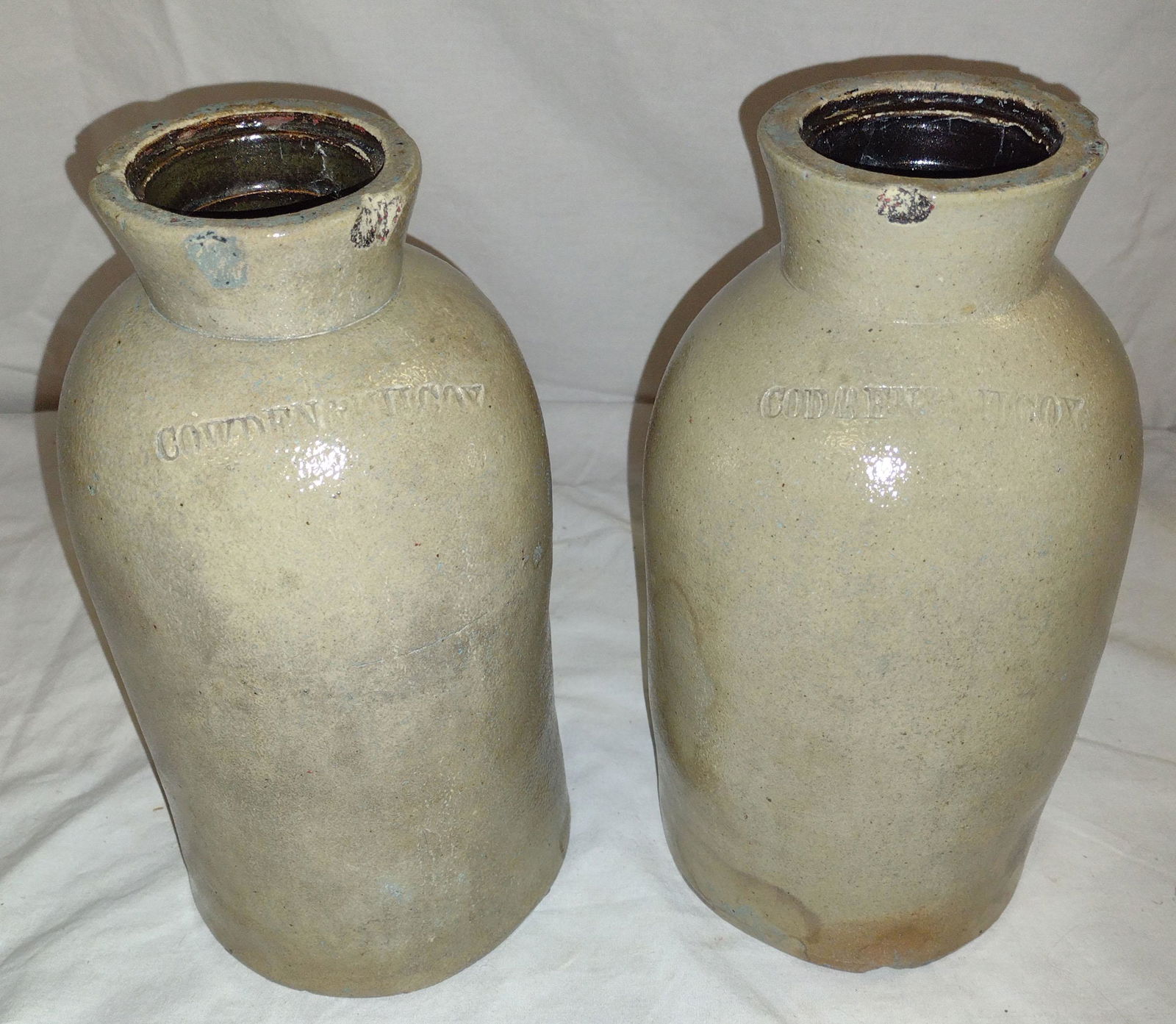 Lot/2 Stoneware Jars (1 of 10)
