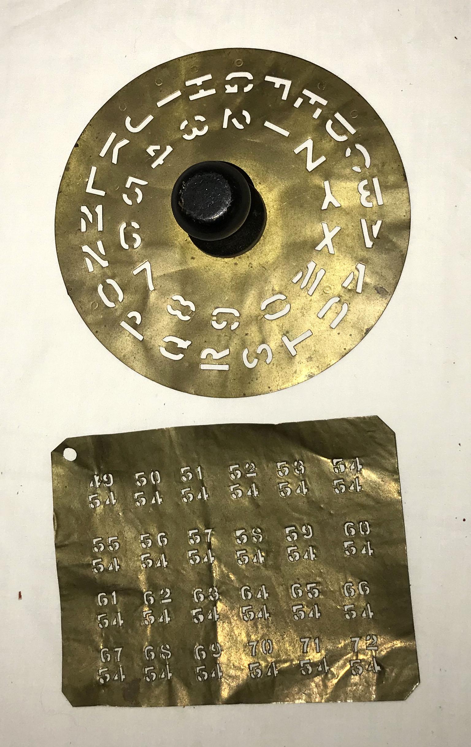 Lot/2 Brass Stencils (1 of 7)