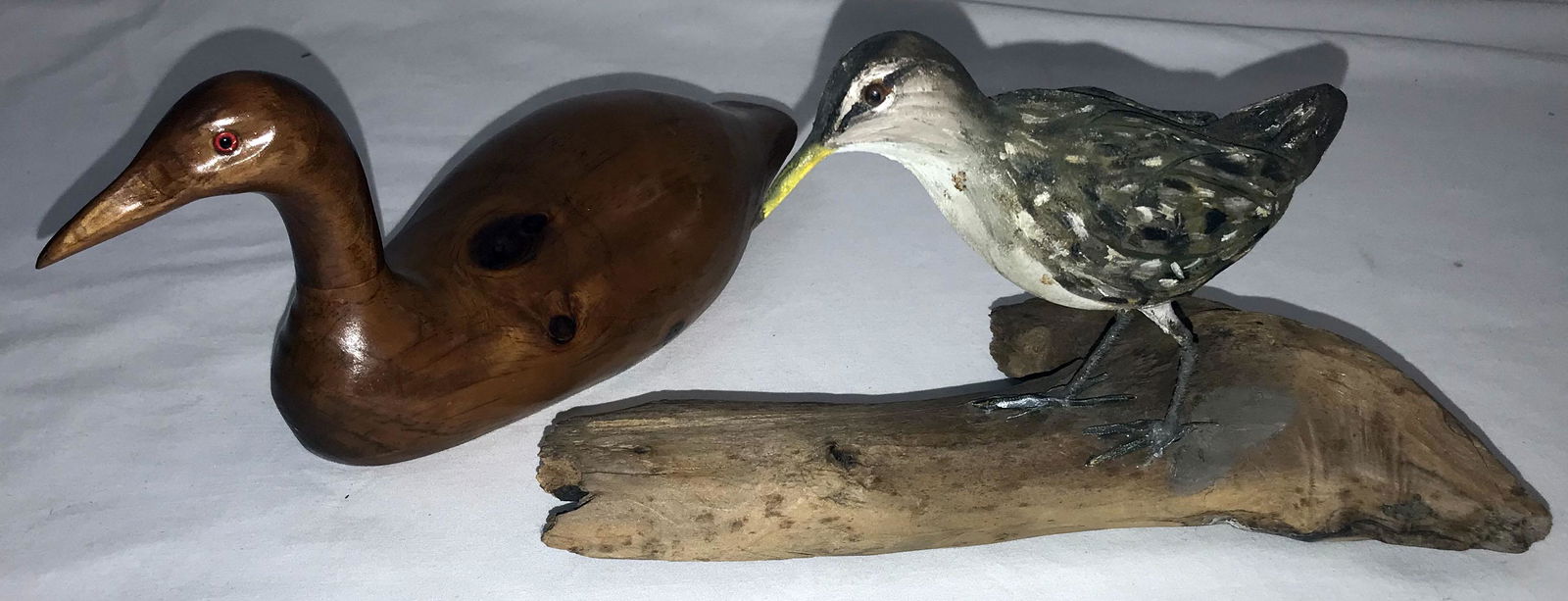 Lot/2 Wooden Bird Carving & Decoy (1 of 7)