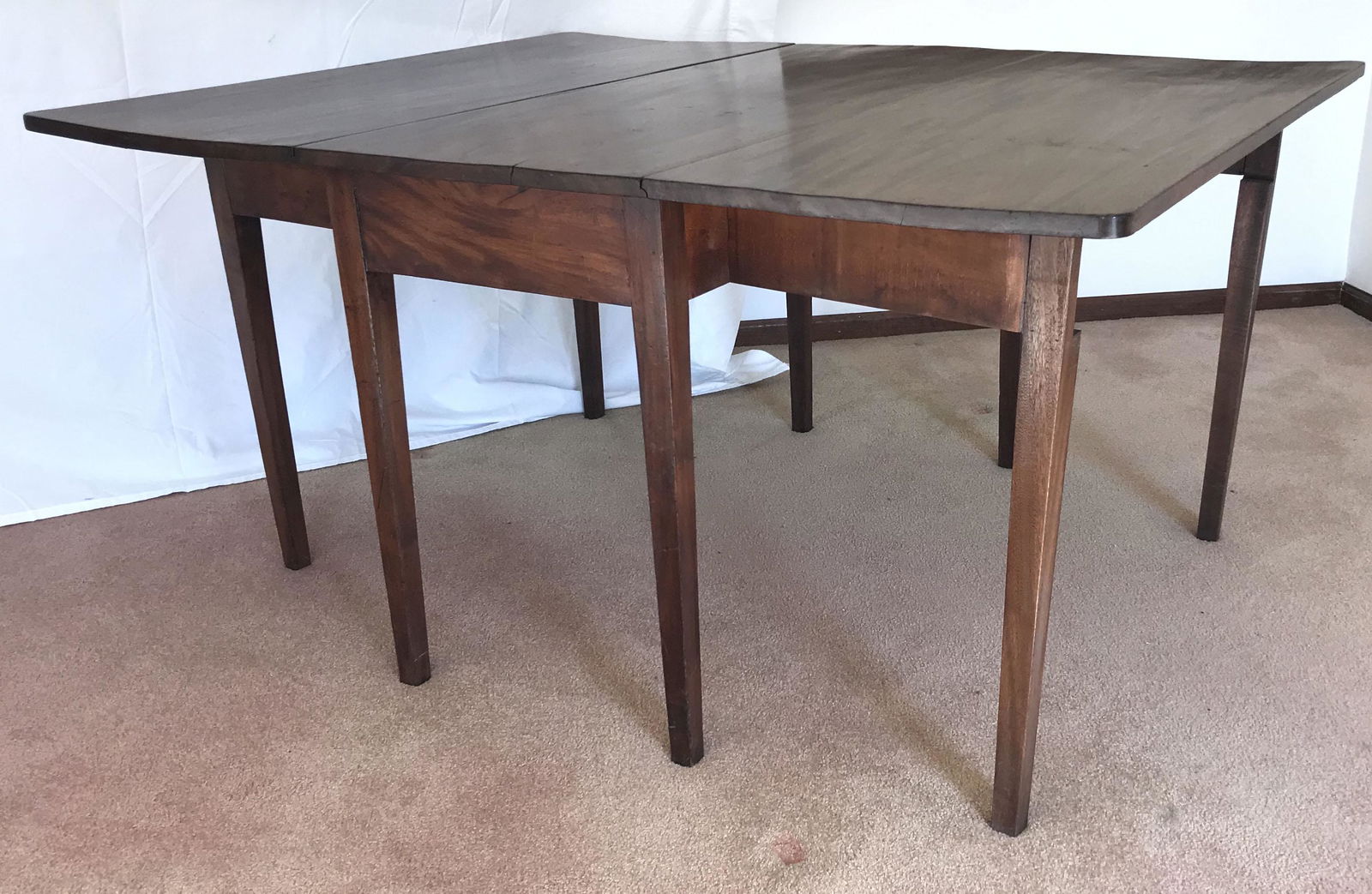 Hepplewhite Swing Leg Drop Leaf Table (1 of 9)