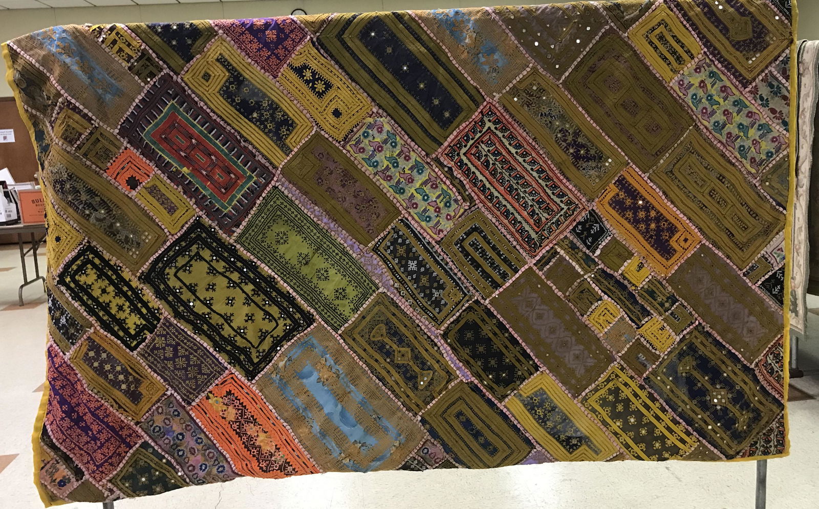 Handmade Quilt (1 of 9)