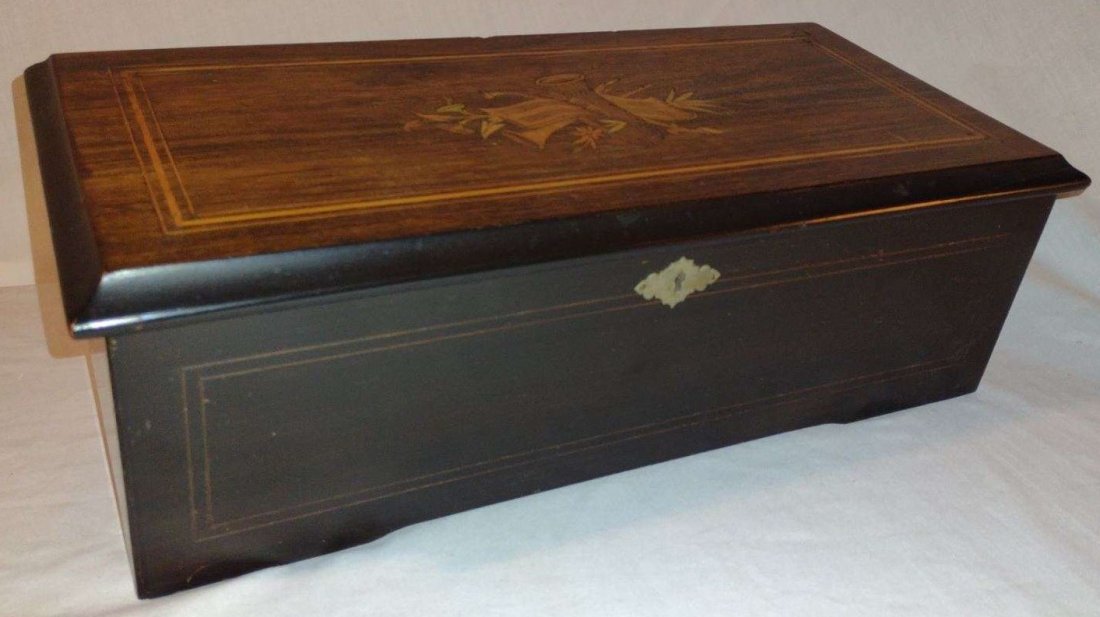 Small Antique Victorian Music box (1 of 15)