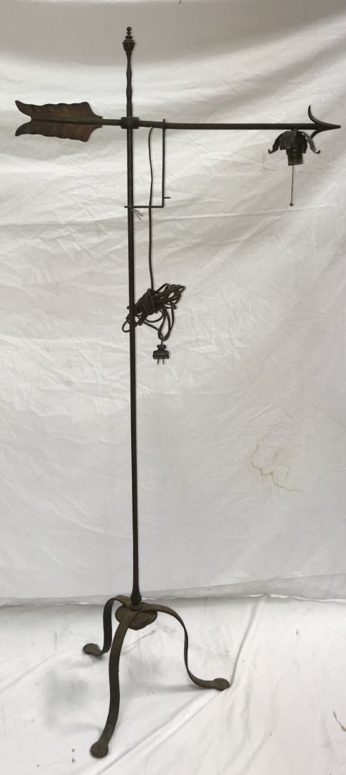 Standing Iron Lamp (1 of 4)