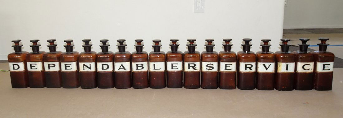 RARE ANTIQUE  APOTHECARY AMBER GLASS LUG SET (1 of 9)