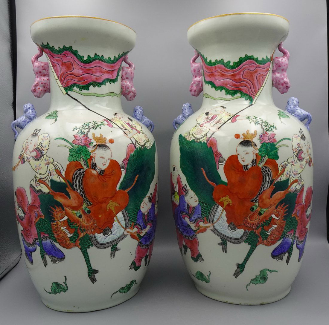 ANTIQUE PAIR OF PORCELAIN CHINESE VASES (1 of 18)