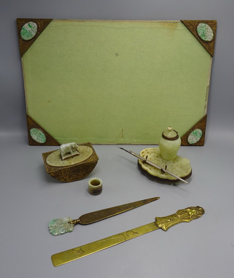 CHINESE JADE DESK SET (1 of 8)