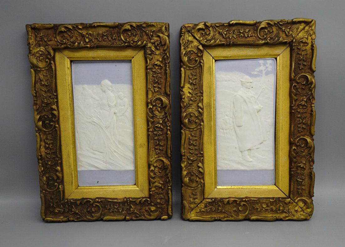 RARE PAIR OF EARLY 19c PORCELAIN HEREND PLAQUE PLATE (1 of 13)