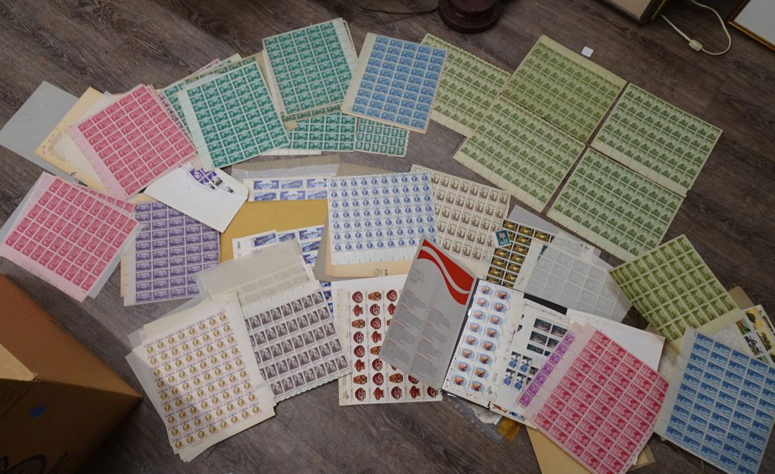 LARGE LOT OF VINTAGE STAMPS FOUND IN ATTIC (1 of 17)