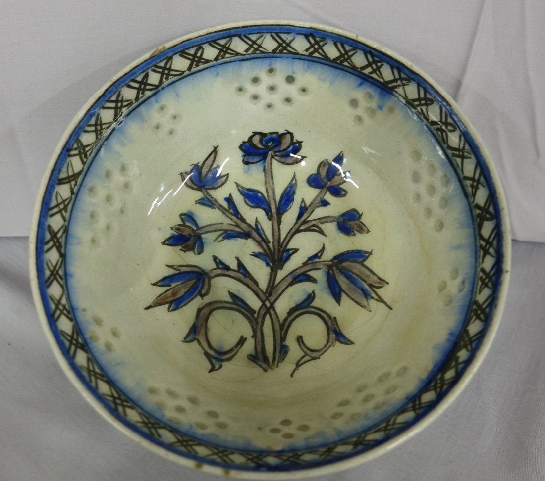 ANTIQUE 17 CENTURY PERSIAN SAFAVID ISLAMIC BOWL (1 of 12)