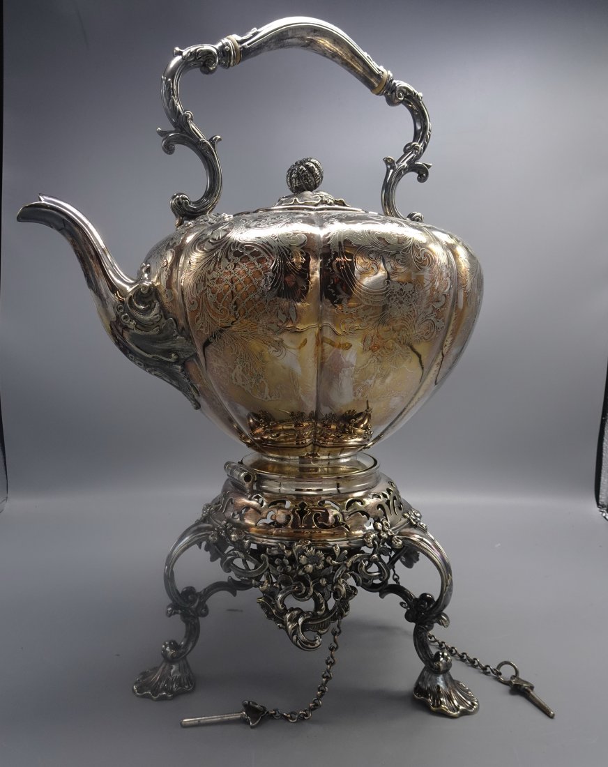 BEAUTIFUL ANTIQUE SILVER TEAPOT (1 of 14)