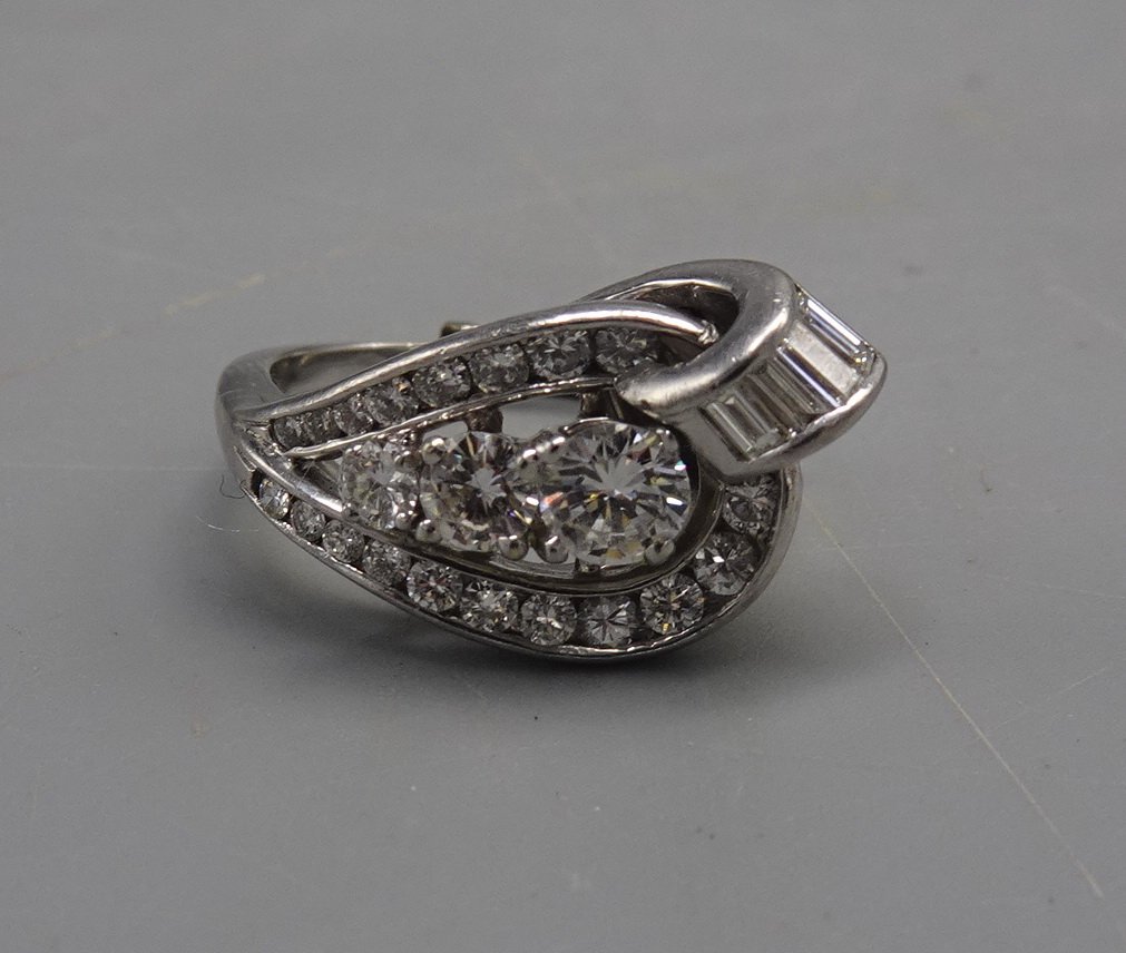 ANTIQUE ART DECO PLATINUM DIAMOND COCKTAIL RING (1 of 7)