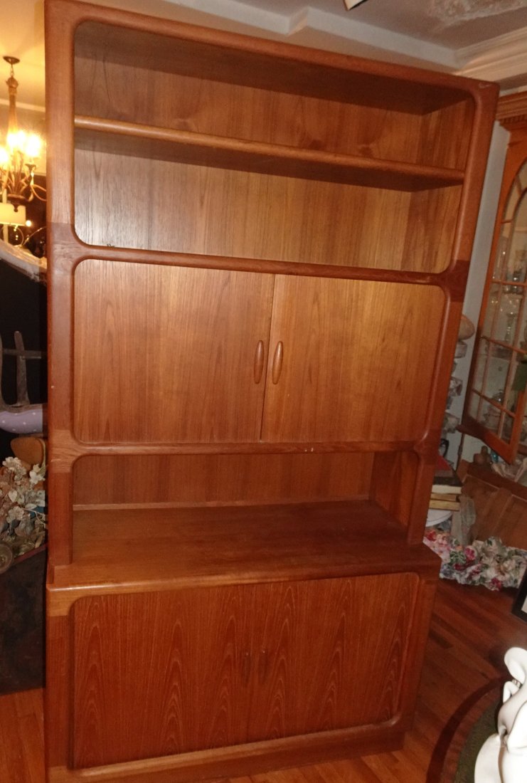 LARGE VINTAGE DANISH TEAK MODERN DRYLUND CABINET SIGNED (1 of 10)